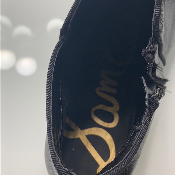 Boots - Picture 4 of 5